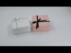 Sztywna skrzynka prezentów