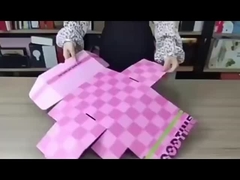 Boîtes d'emballage pour les cosmétiques, les bijoux, les vêtements et plus, personnalisables avec des couleurs de logo