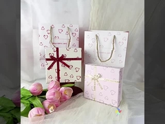 Konfigurowalne pudełka prezentowe w kształcie muszli do pakowania biżuterii, z kokardą